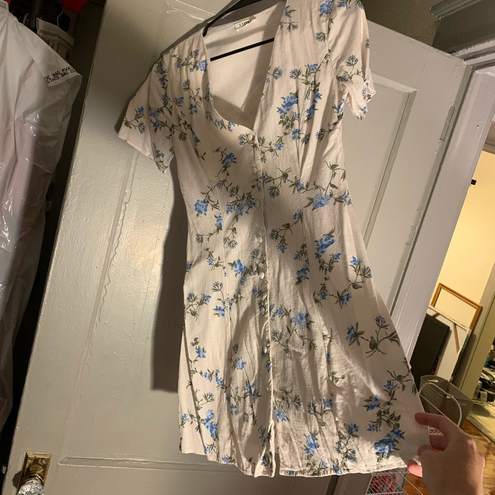 Button down v neck dress
